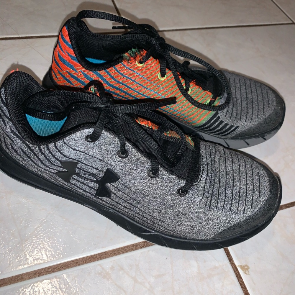 Boys Under Armour shoes